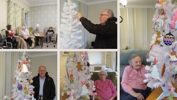 Hinckley care home Residents sing Christmas carols and make decorations